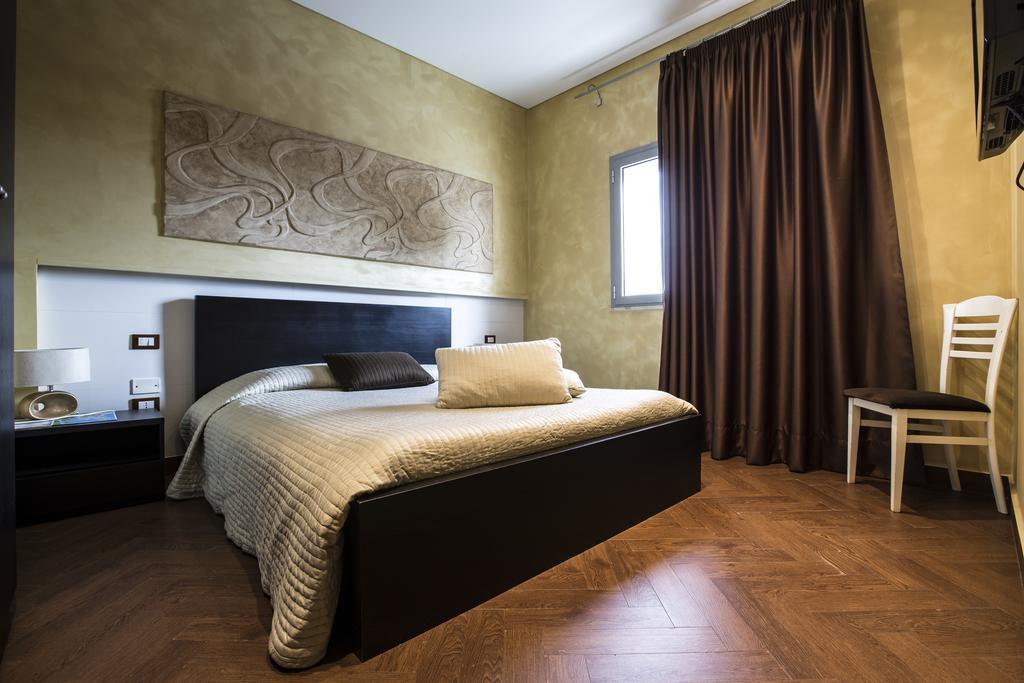 Garden Holiday Marina di Melilli Ngoại thất bức ảnh